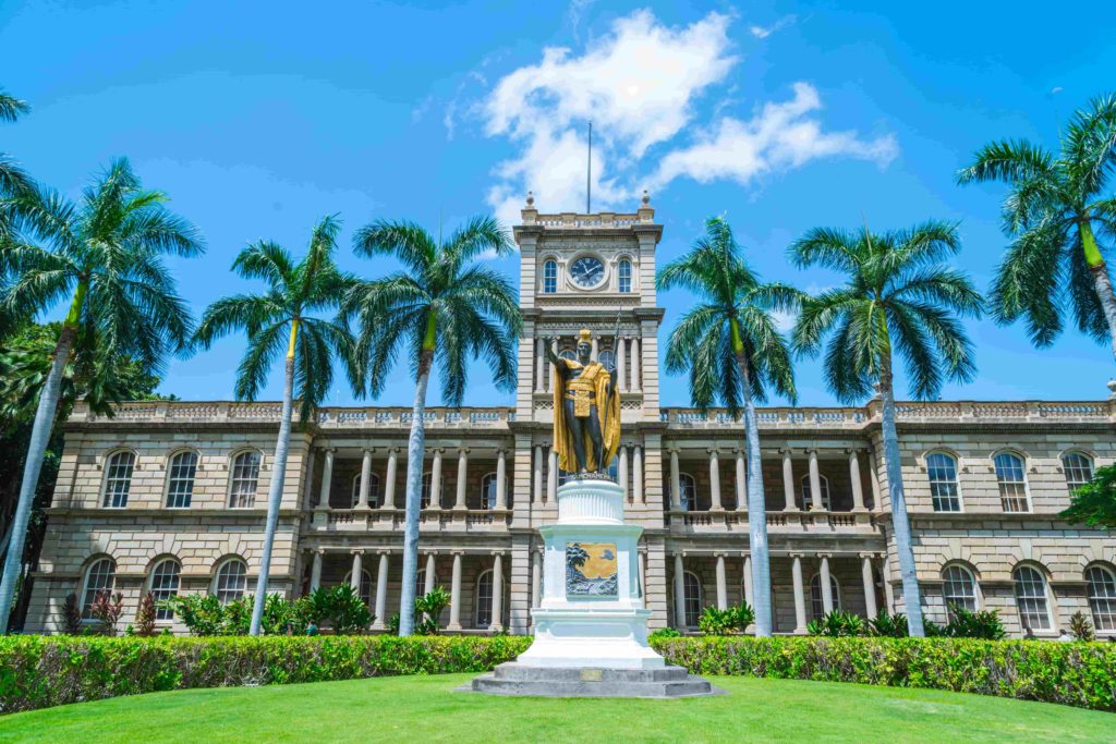 image of The King Kamehameha statue in Honolulu
